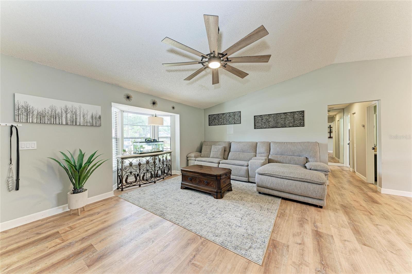 Image 8 of 43 For 4505 30th Street Circle E