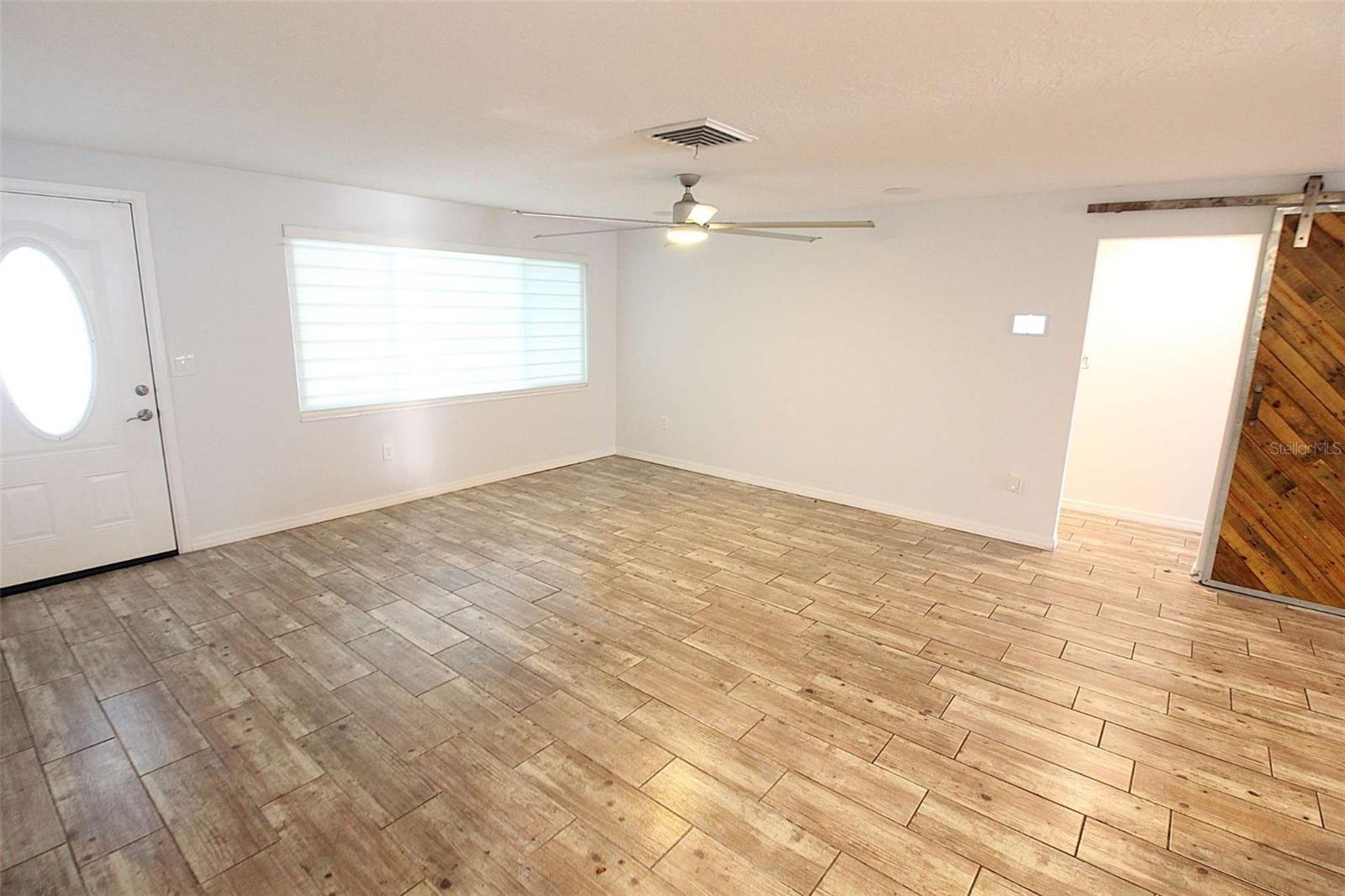 Image 10 of 35 For 5521 Yorkshire Way