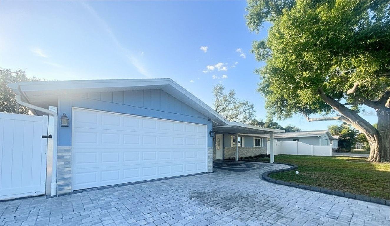 Image 2 of 35 For 5521 Yorkshire Way