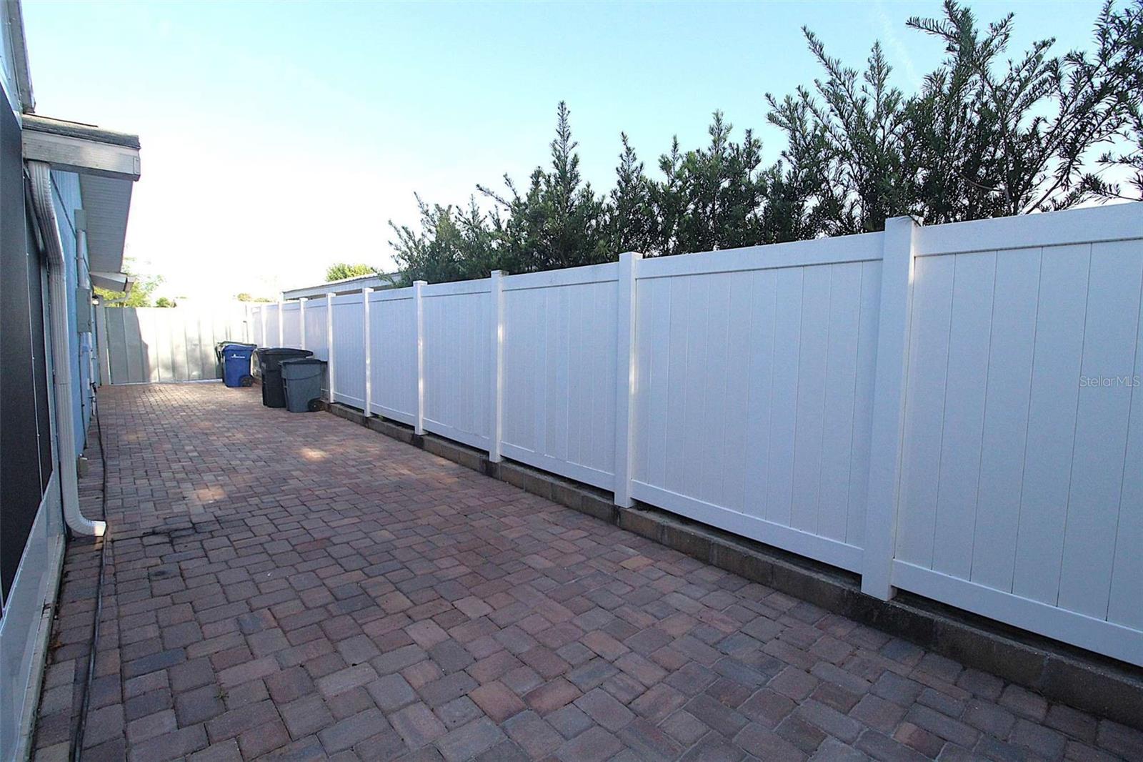 Image 20 of 35 For 5521 Yorkshire Way