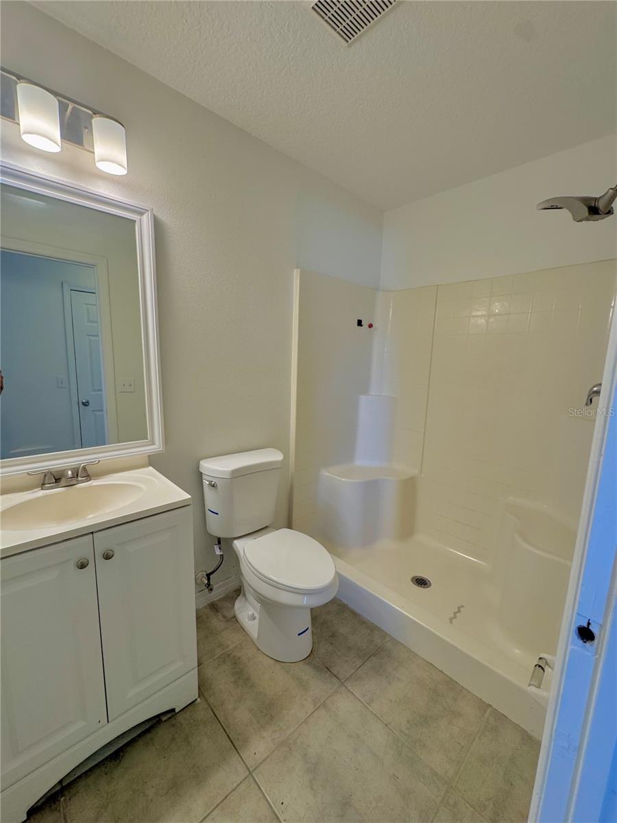 Image 6 of 10 For 307 27th Street E
