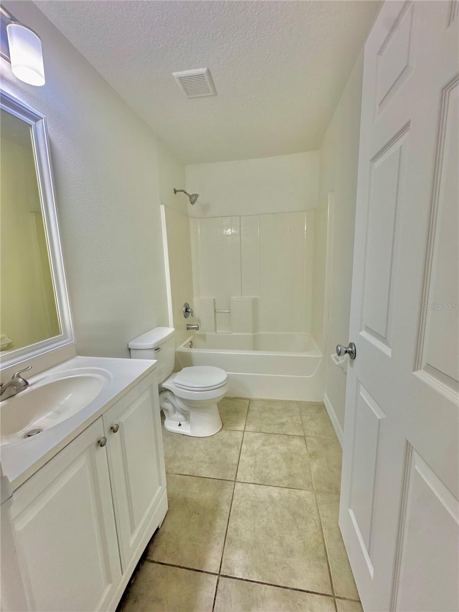 Image 7 of 10 For 307 27th Street E