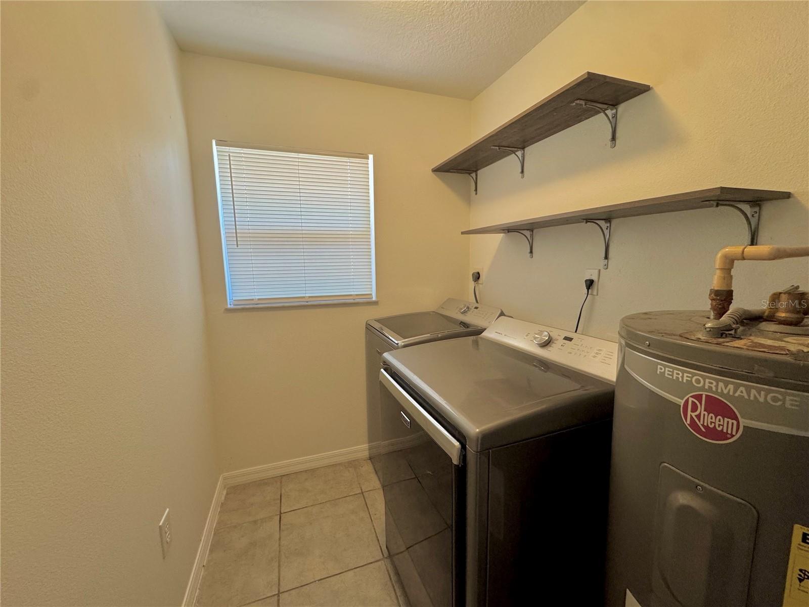 Image 9 of 10 For 307 27th Street E