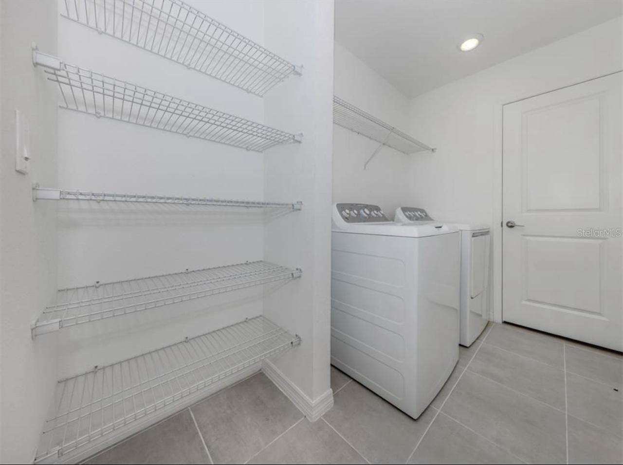 Image 18 of 35 For 11228 Fieldstone Drive