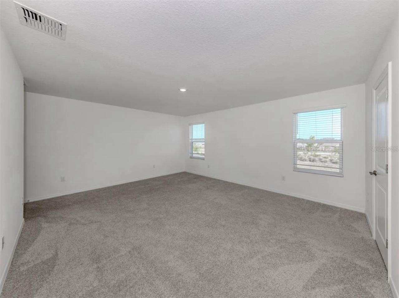 Image 20 of 35 For 11228 Fieldstone Drive
