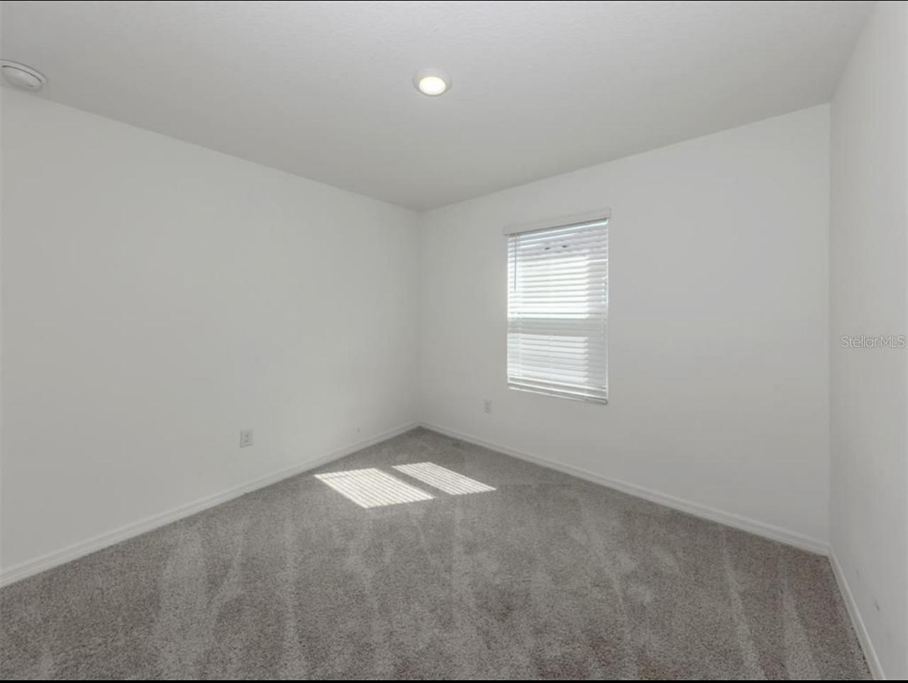 Image 26 of 35 For 11228 Fieldstone Drive