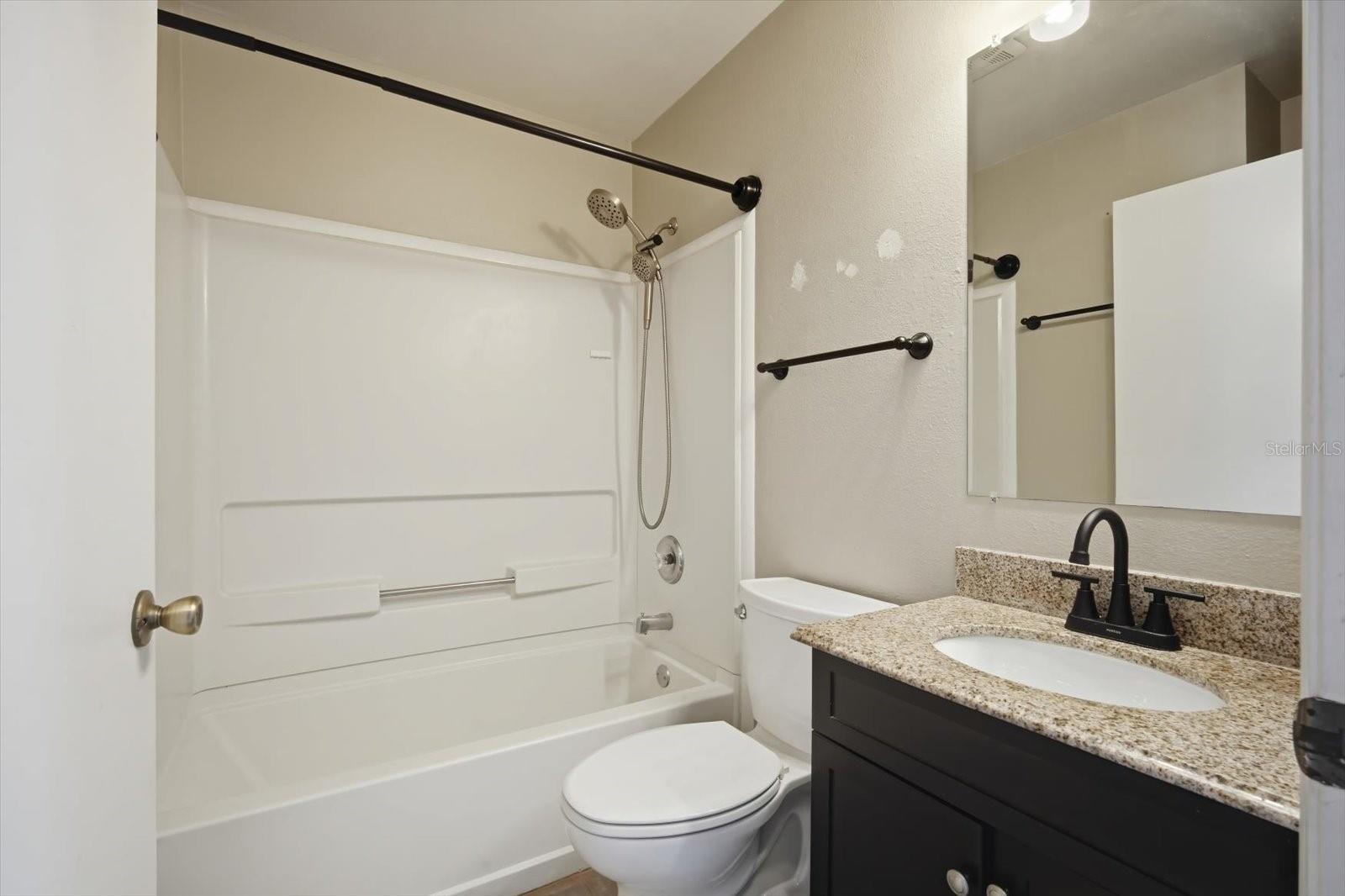 Image 18 of 28 For 11609 4th Avenue E