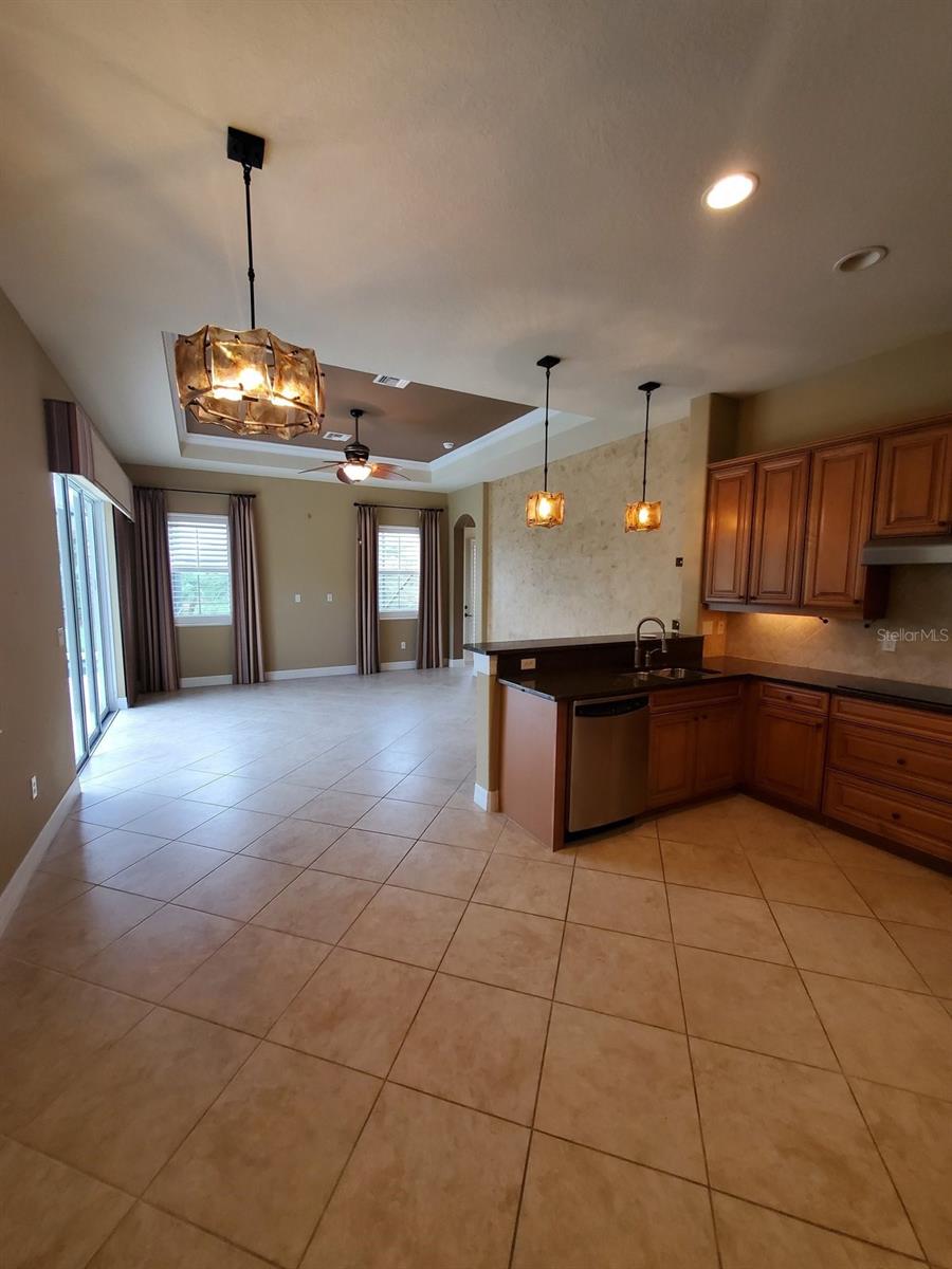 Image 3 of 16 For 8911 River Preserve Drive