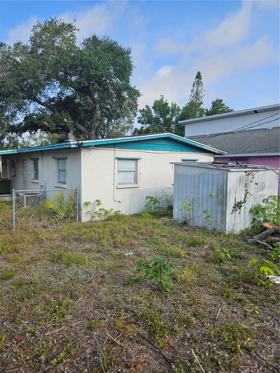 Image 21 of 24 For 2814 Palmadelia Avenue