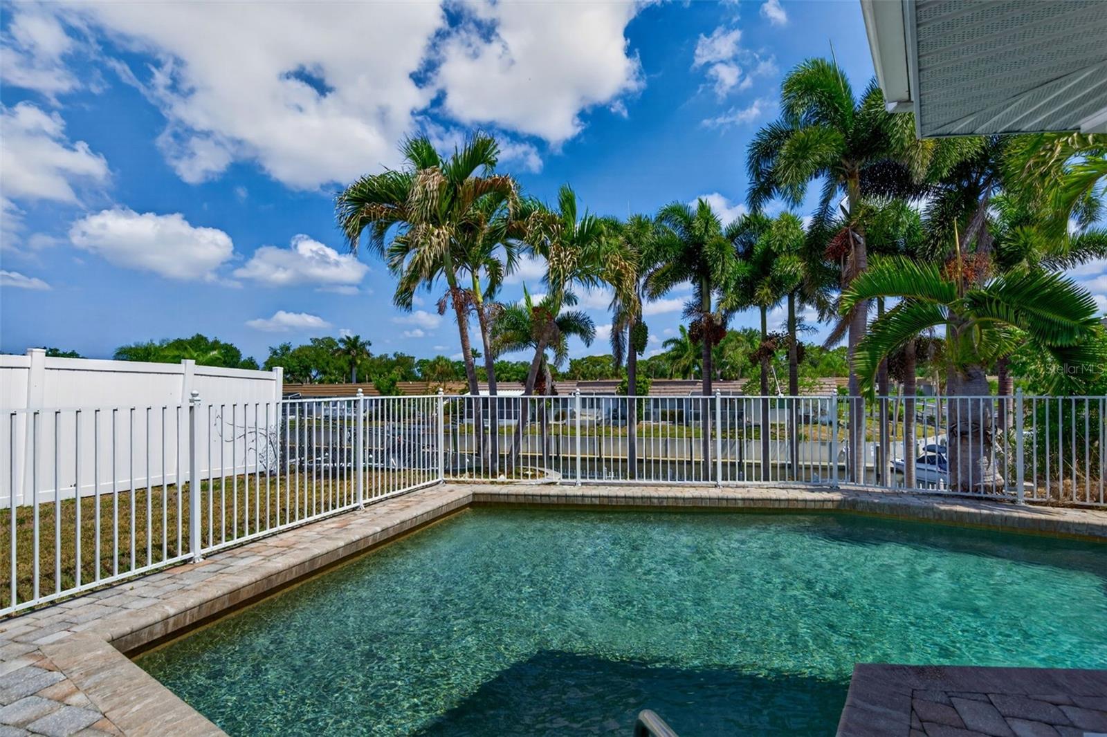 Image 15 of 57 For 2555 Constitution Boulevard