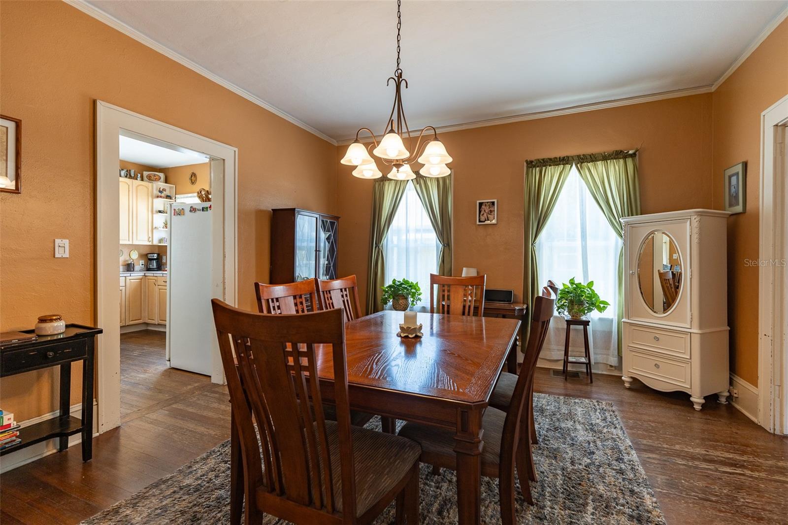 Image 3 of 30 For 1221 18th Street W