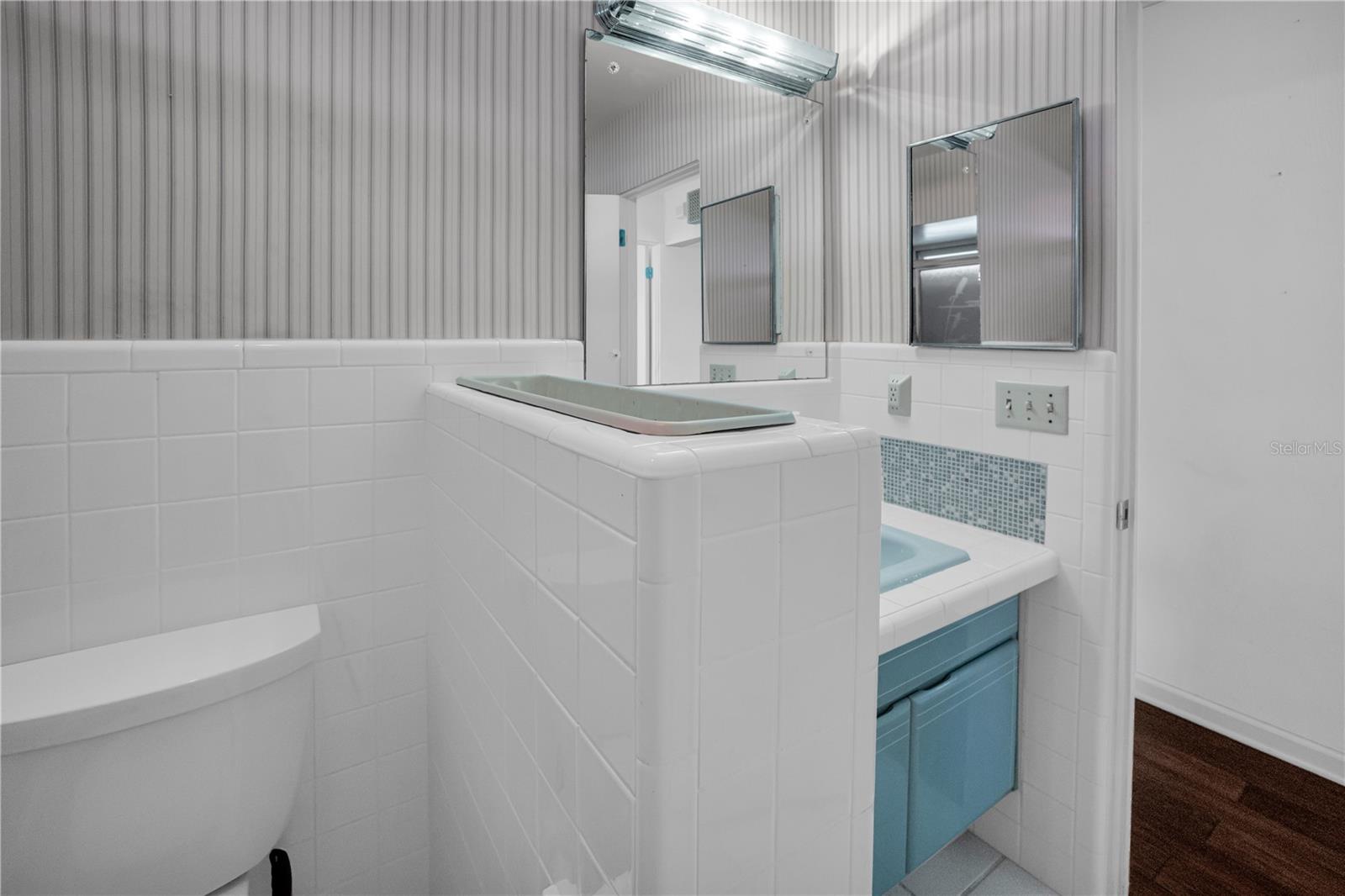 Image 18 of 26 For 7203 Broughton Street