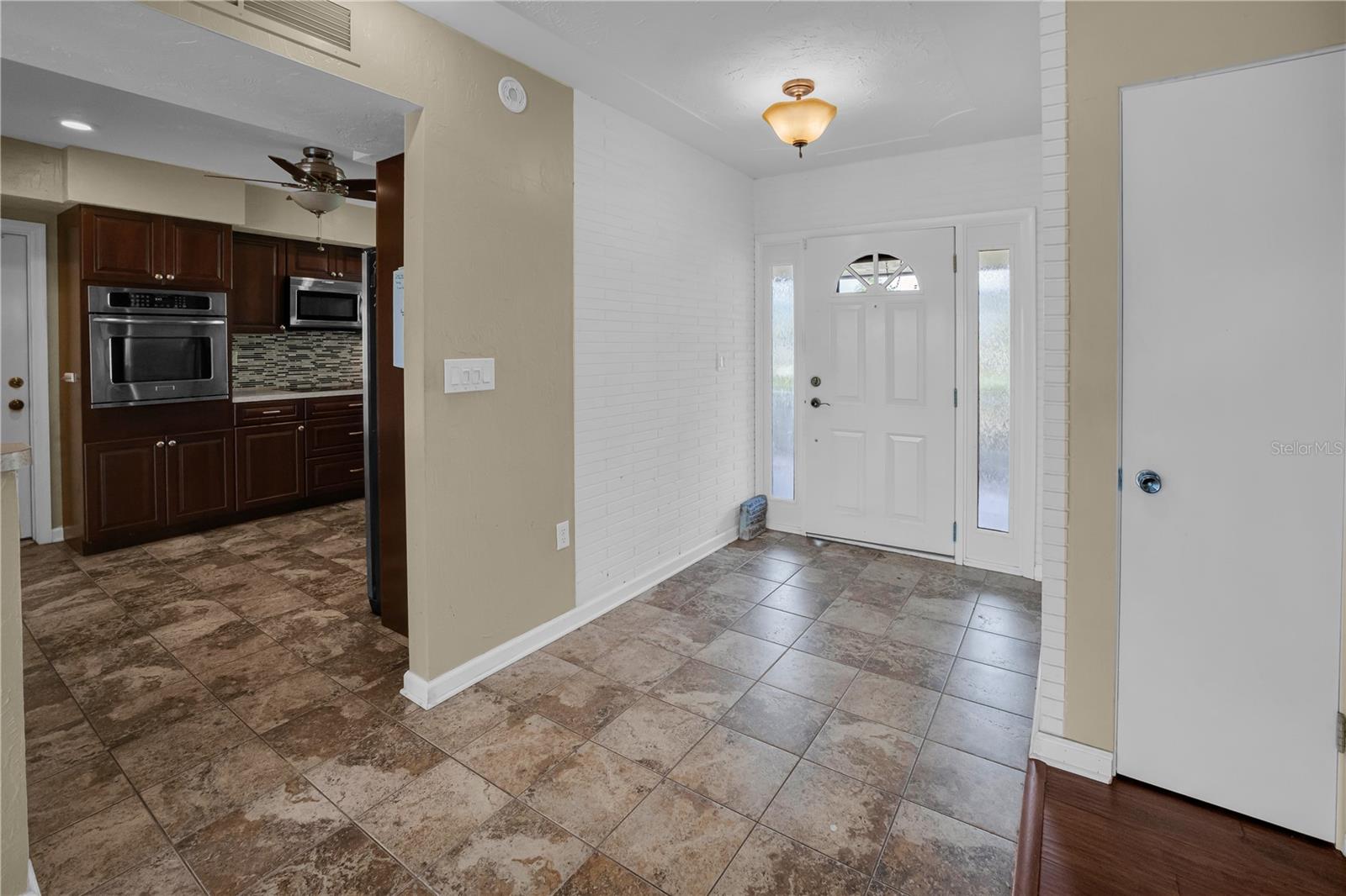 Image 2 of 26 For 7203 Broughton Street