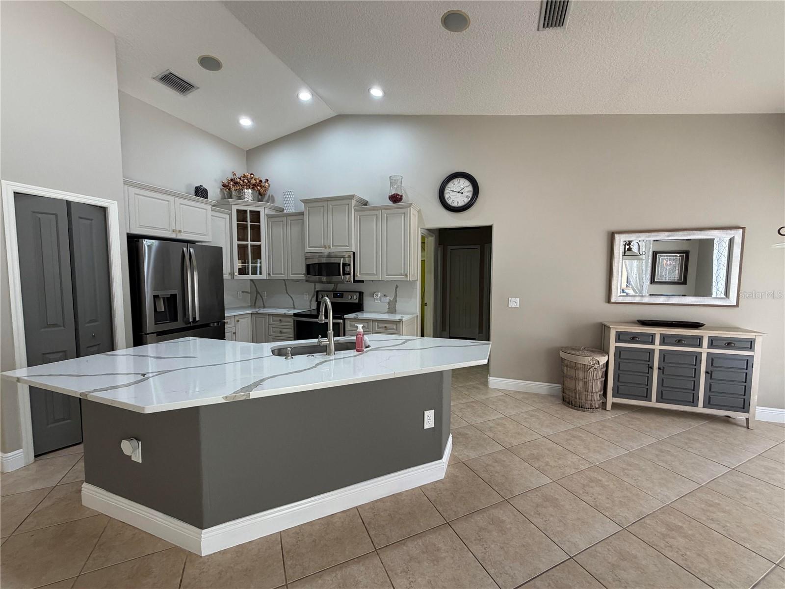 Image 4 of 34 For 9243 13th Avenue Circle Nw
