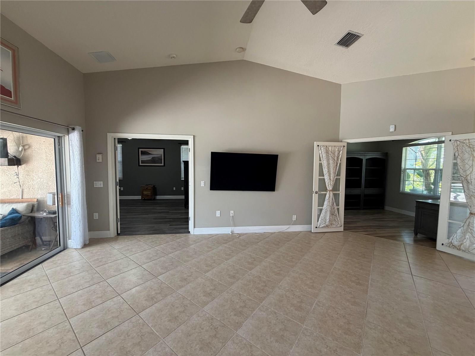 Image 7 of 34 For 9243 13th Avenue Circle Nw