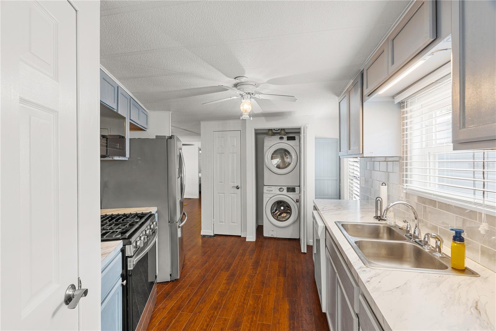 Image 15 of 31 For 3108 Terra Siesta Boulevard