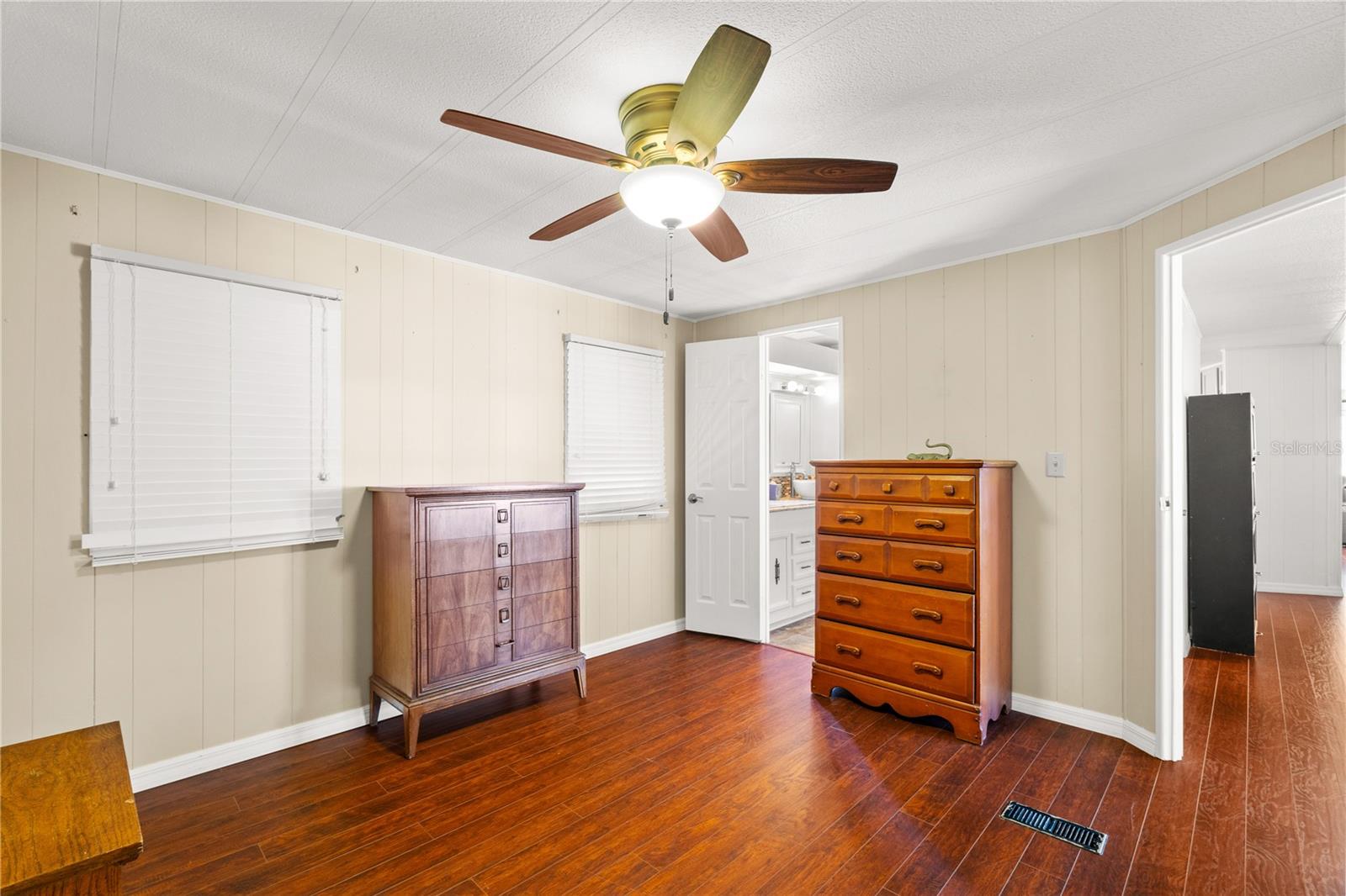 Image 26 of 31 For 3108 Terra Siesta Boulevard