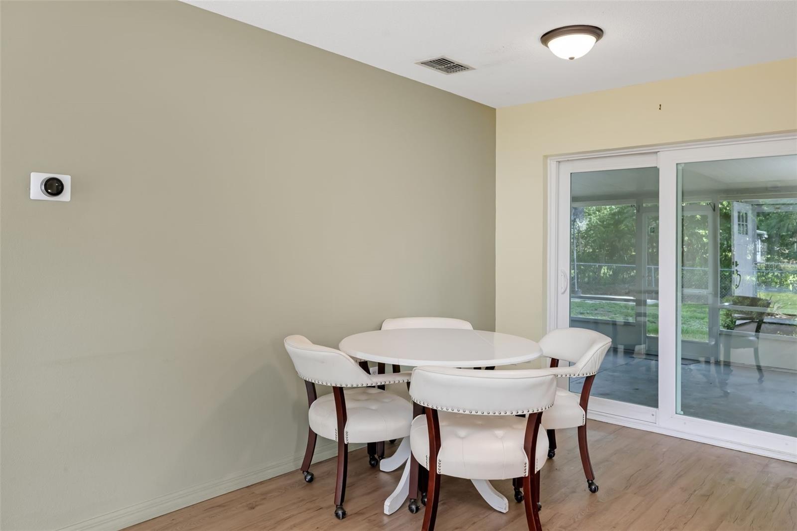 Image 10 of 49 For 1100 Hill Court