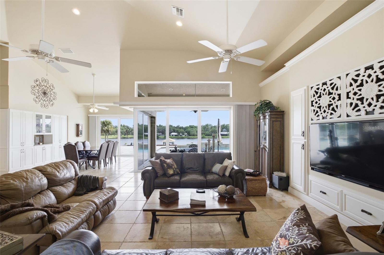 Image 13 of 62 For 2504 Caloosa Shores Drive