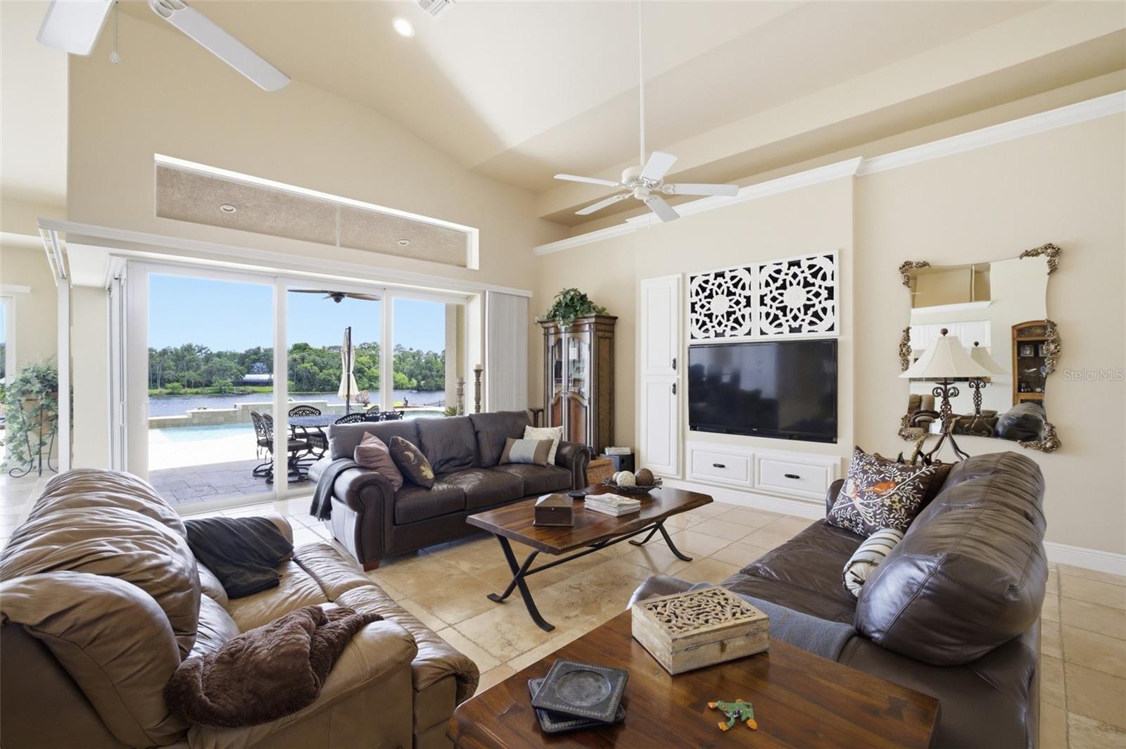Image 14 of 62 For 2504 Caloosa Shores Drive