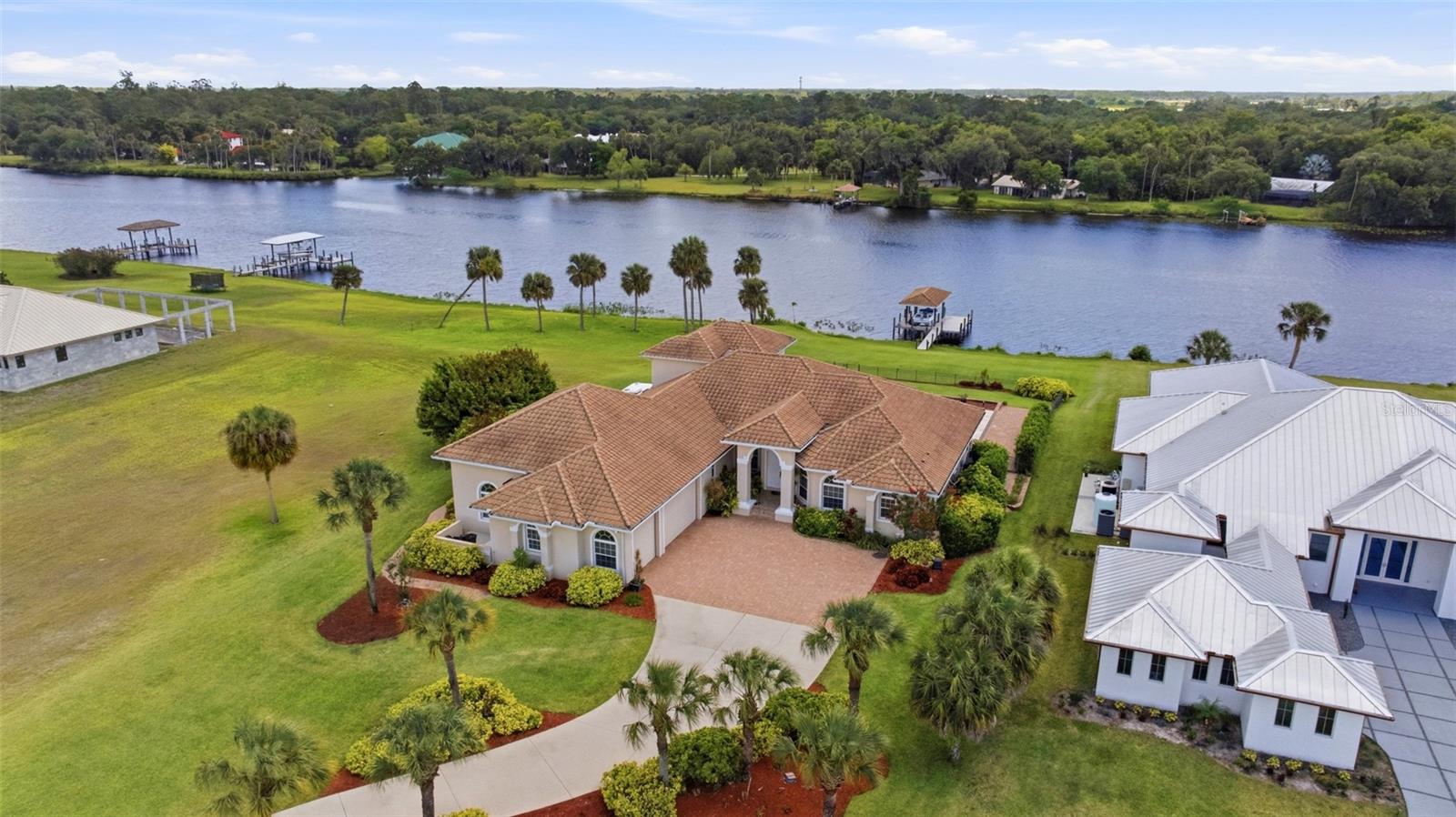 Image 2 of 62 For 2504 Caloosa Shores Drive