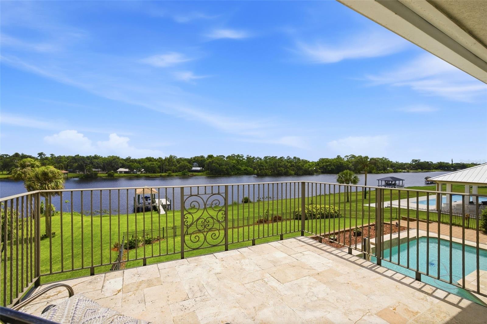 Image 37 of 62 For 2504 Caloosa Shores Drive