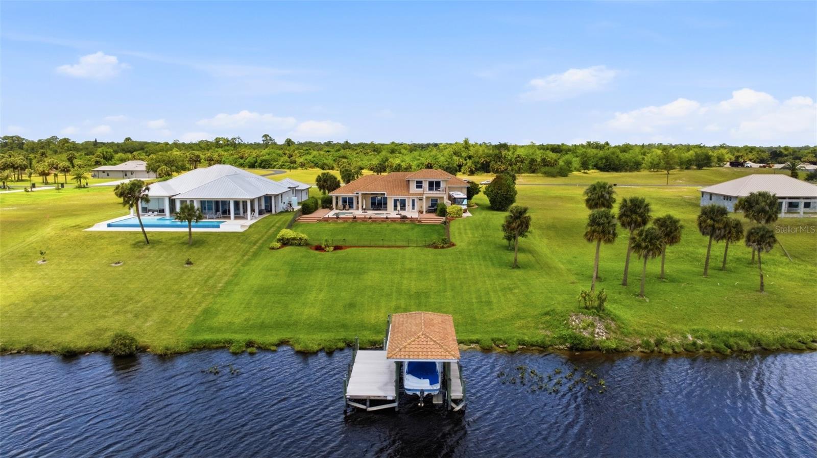 Image 5 of 62 For 2504 Caloosa Shores Drive
