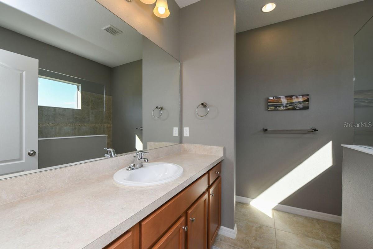Image 12 of 21 For 16823 Destrehen Court