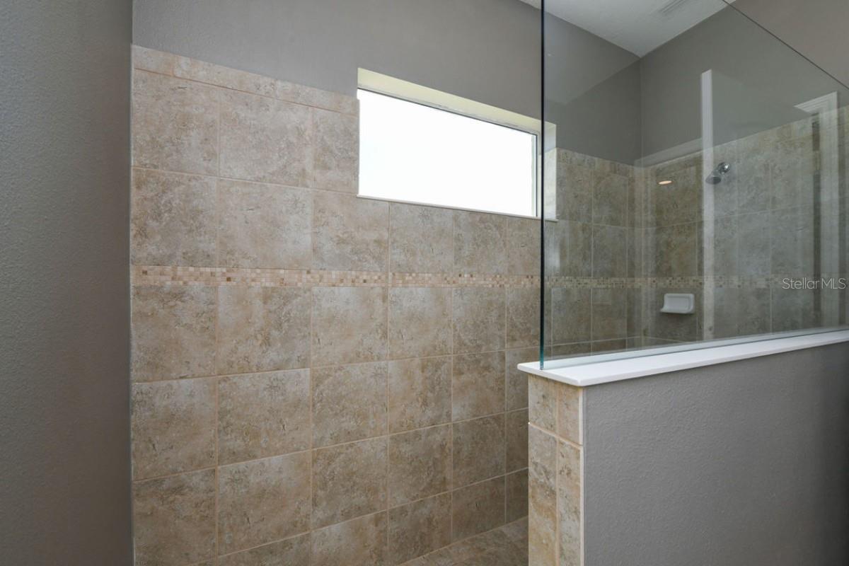Image 13 of 21 For 16823 Destrehen Court