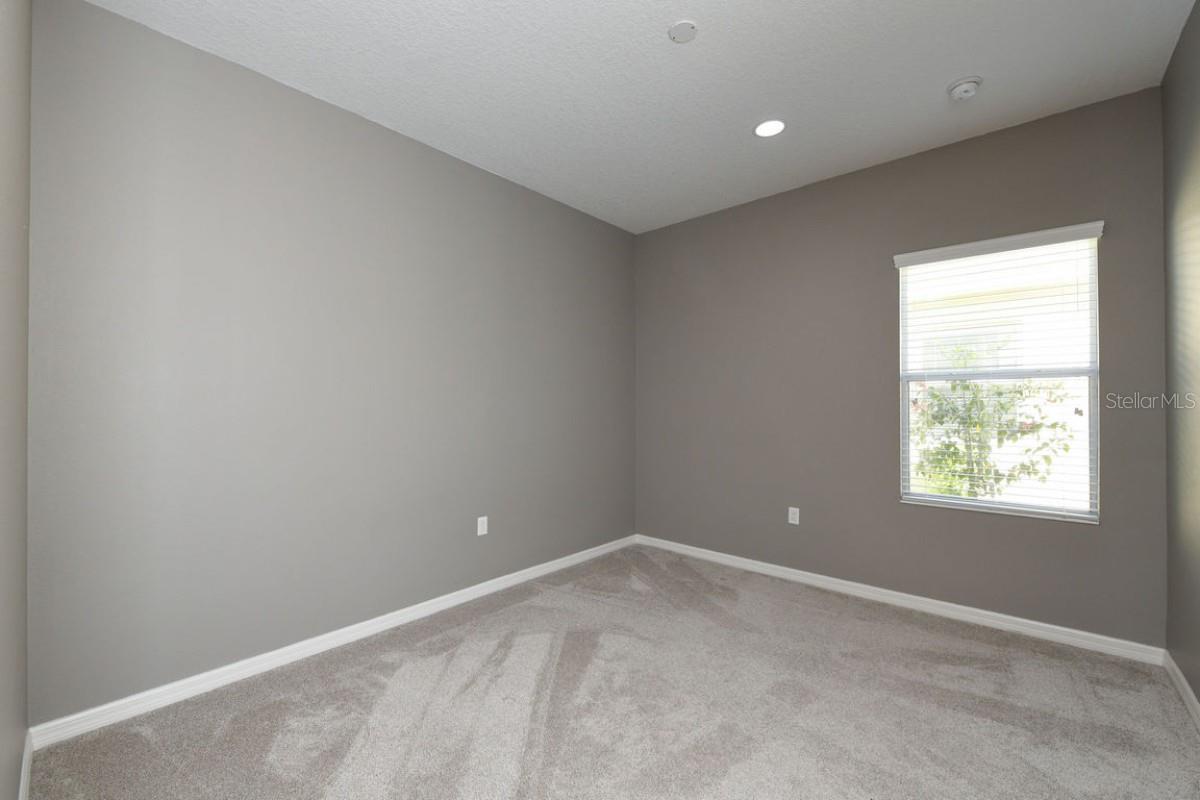 Image 14 of 21 For 16823 Destrehen Court