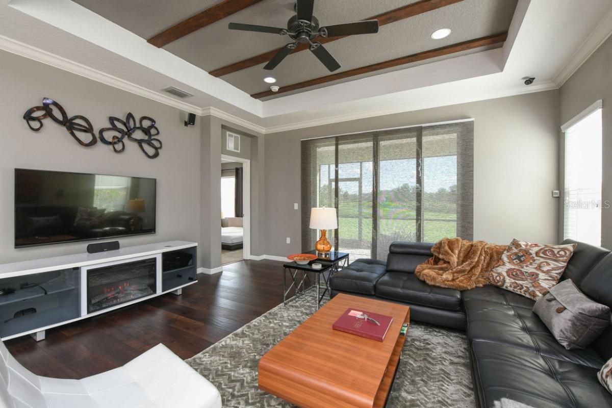Image 17 of 21 For 16823 Destrehen Court