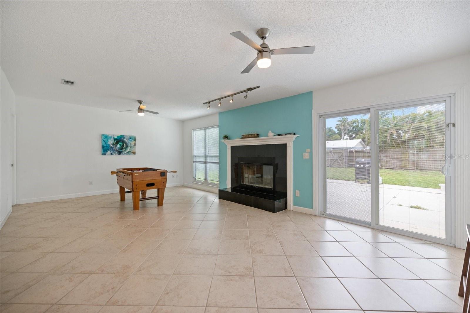 Image 17 of 42 For 818 Plum Tree Lane