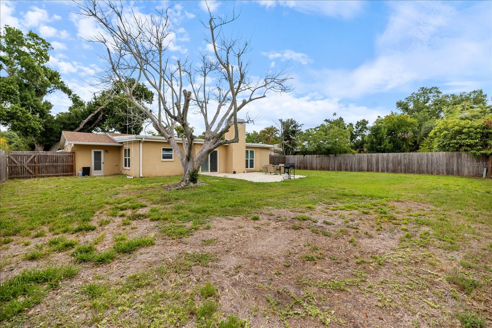 Image 35 of 42 For 818 Plum Tree Lane
