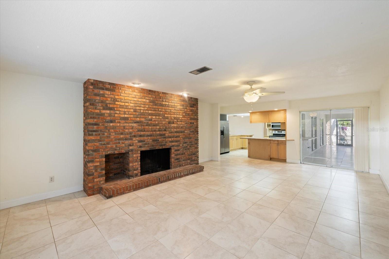 Image 15 of 44 For 5151 Oakmont Place