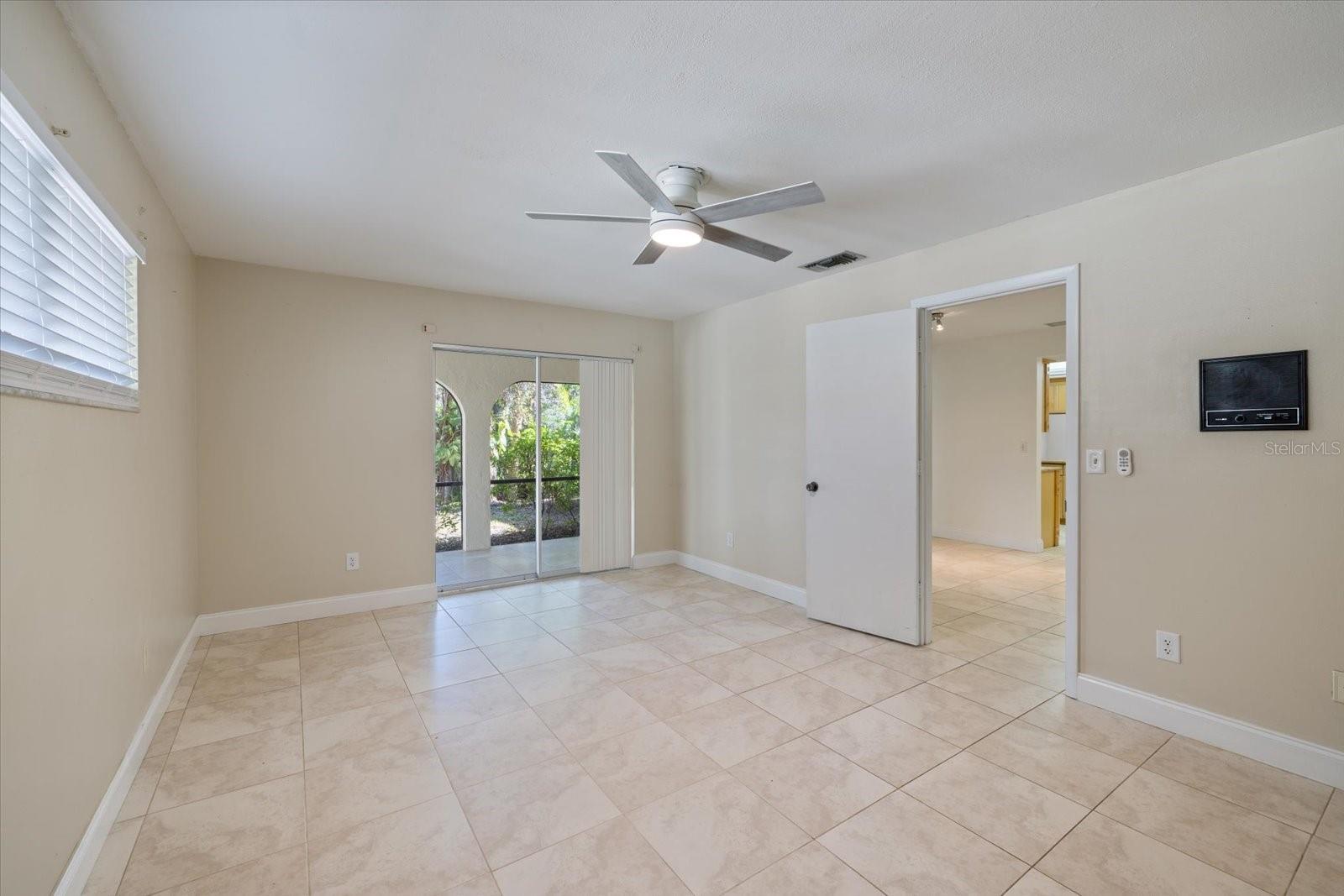 Image 20 of 44 For 5151 Oakmont Place