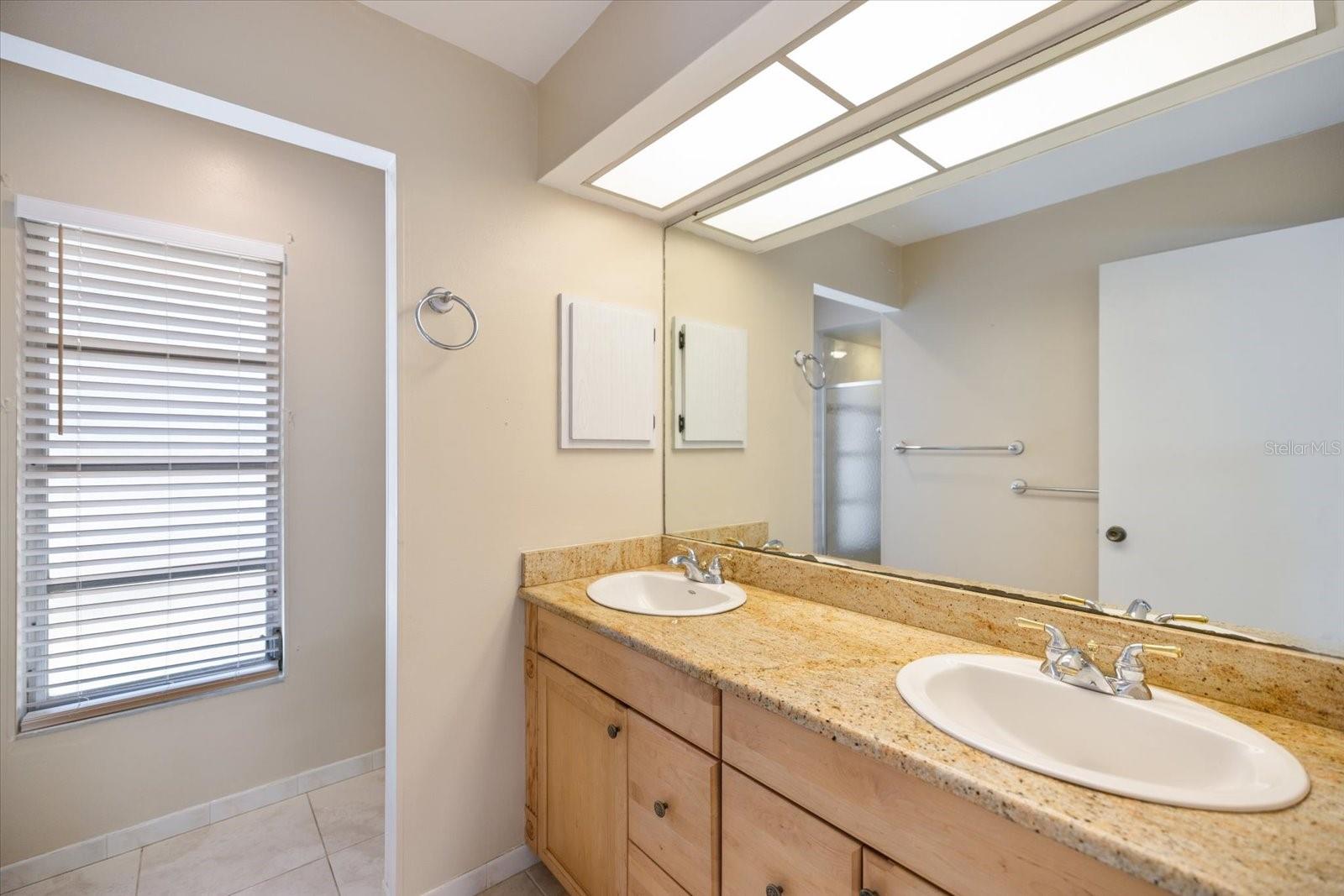 Image 22 of 44 For 5151 Oakmont Place