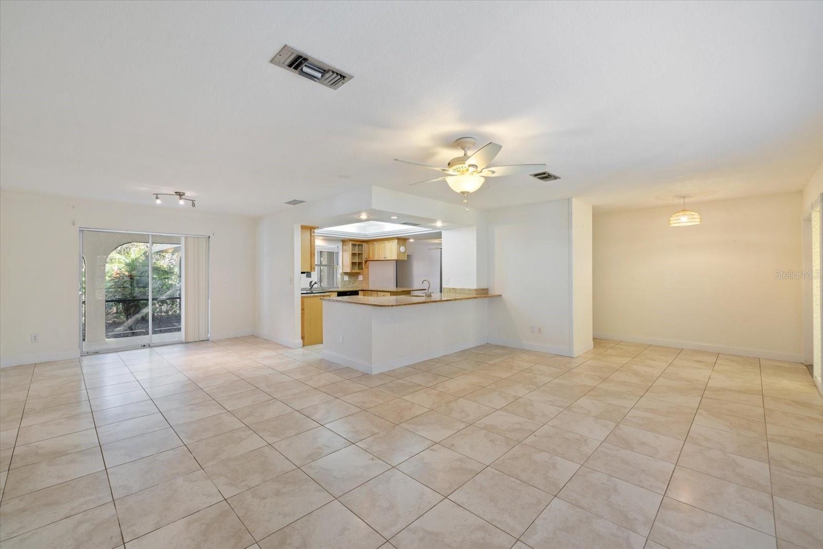 Image 8 of 44 For 5151 Oakmont Place