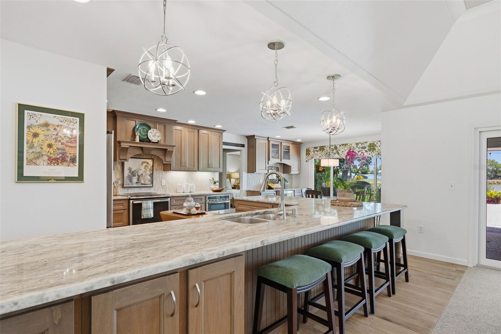 Image 12 of 53 For 2211 50th Street W
