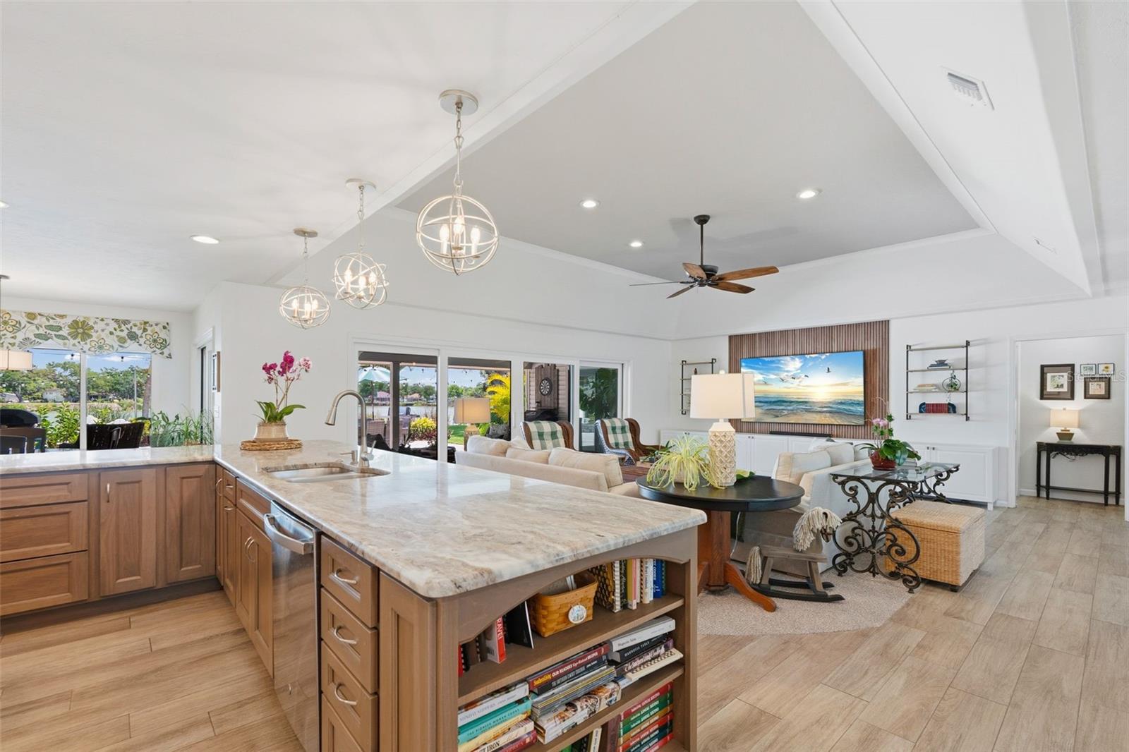 Image 13 of 53 For 2211 50th Street W