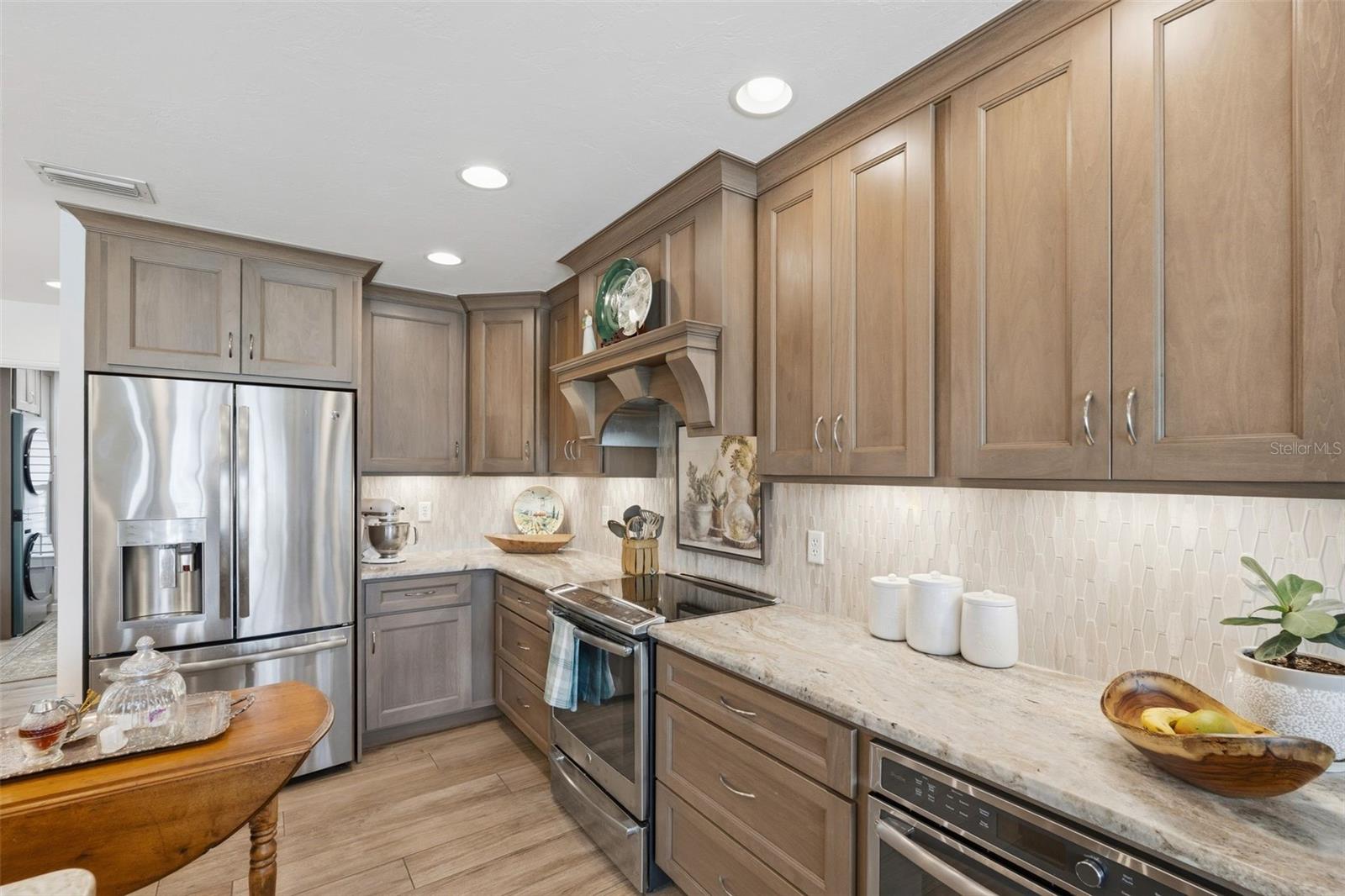 Image 15 of 53 For 2211 50th Street W