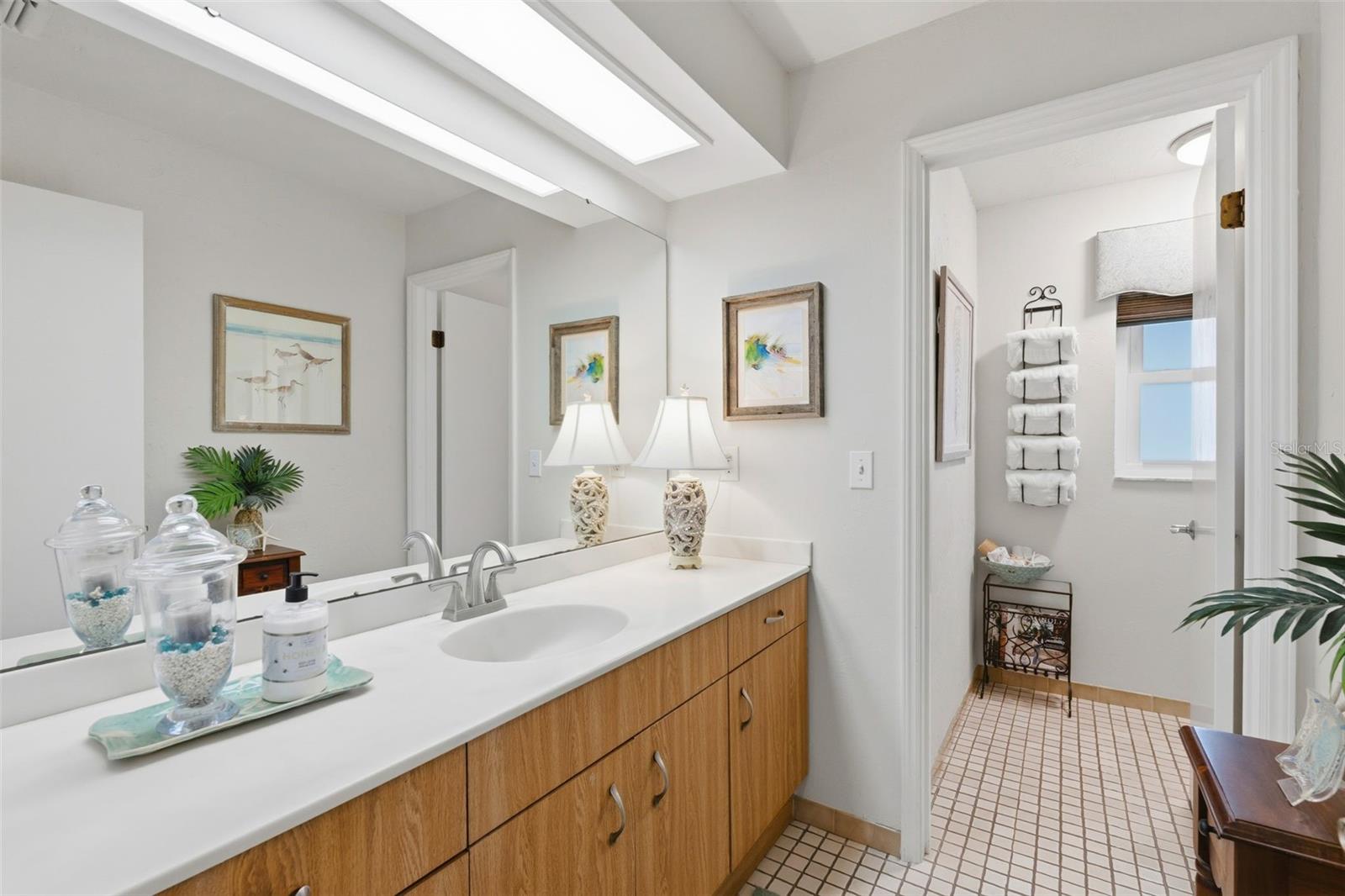 Image 32 of 53 For 2211 50th Street W
