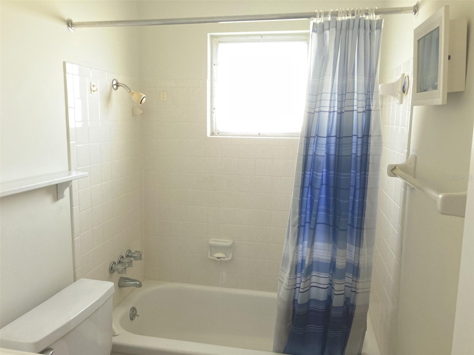 Image 17 of 22 For 6110 Coral Way