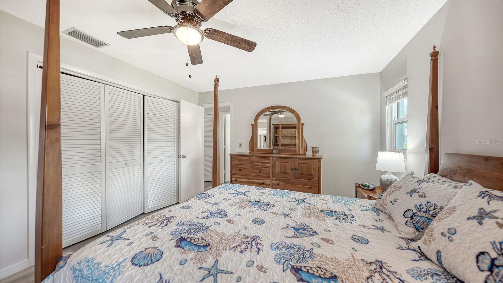 Image 21 of 49 For 2902 Captiva Gardens Drive 3