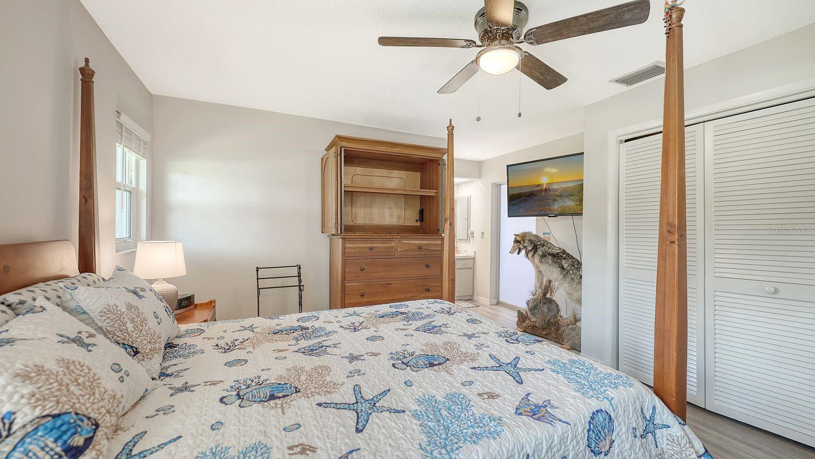 Image 22 of 49 For 2902 Captiva Gardens Drive 3