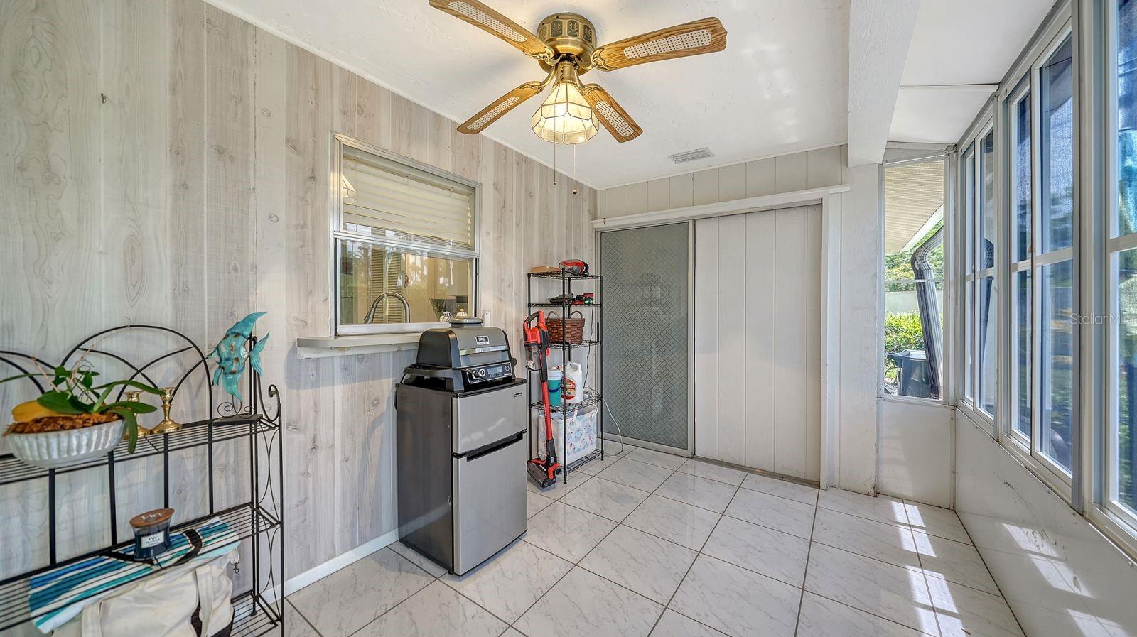 Image 29 of 49 For 2902 Captiva Gardens Drive 3