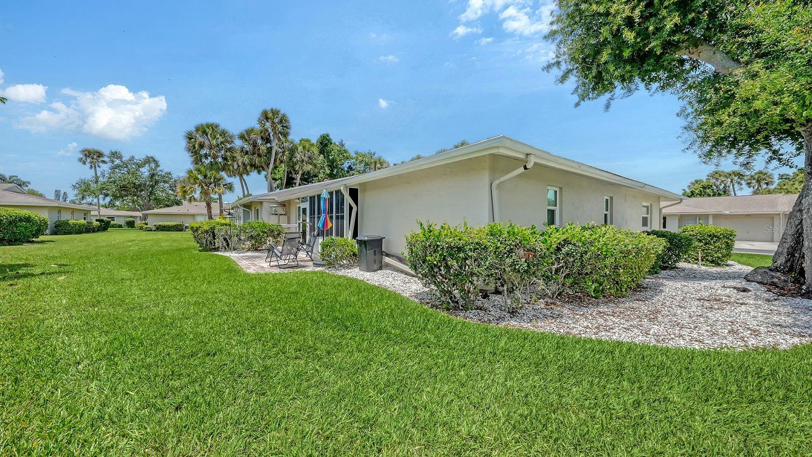 Image 35 of 49 For 2902 Captiva Gardens Drive 3