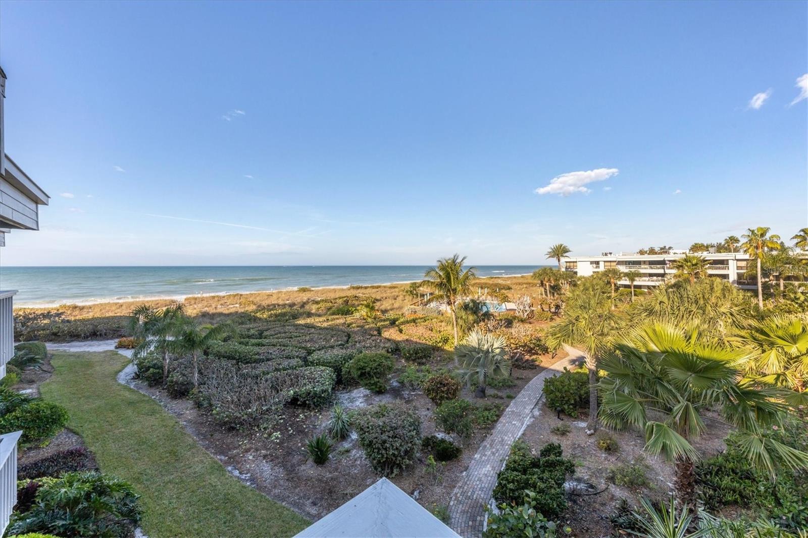 Image 22 of 58 For 5757 Gulf Of Mexico Drive 305