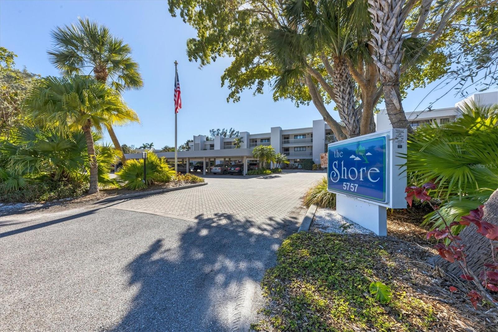 Image 3 of 58 For 5757 Gulf Of Mexico Drive 305