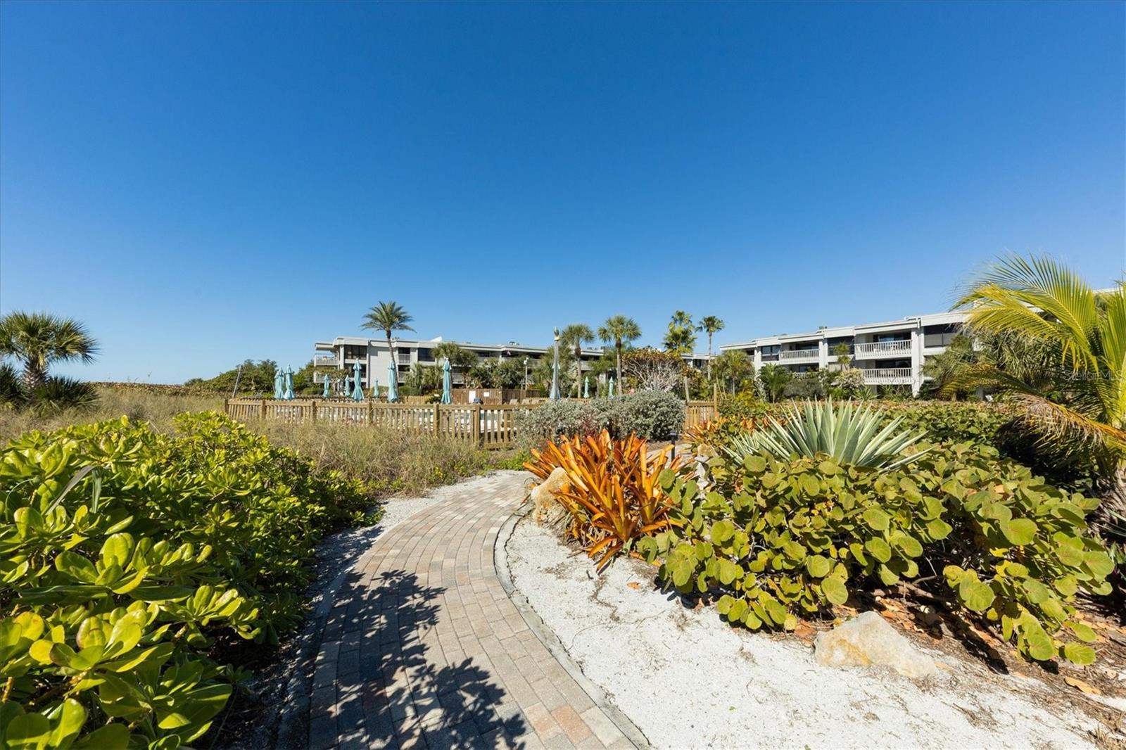 Image 34 of 58 For 5757 Gulf Of Mexico Drive 305