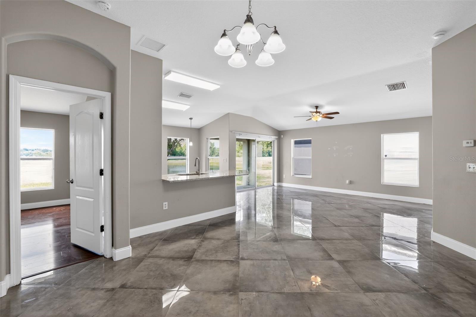 Image 7 of 50 For 7513 Turtle View Drive